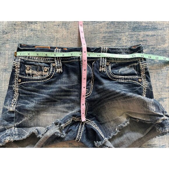 Rock Revival Charon Mid Rise Curvy Cut Off Shorts 27" - Picture 5 of 8